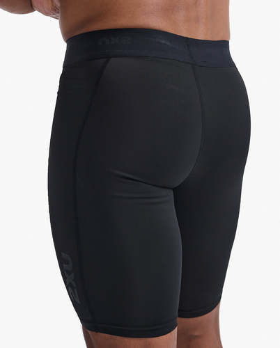 טייץ קצר Base Layer Comp Shorts BLK/NRO