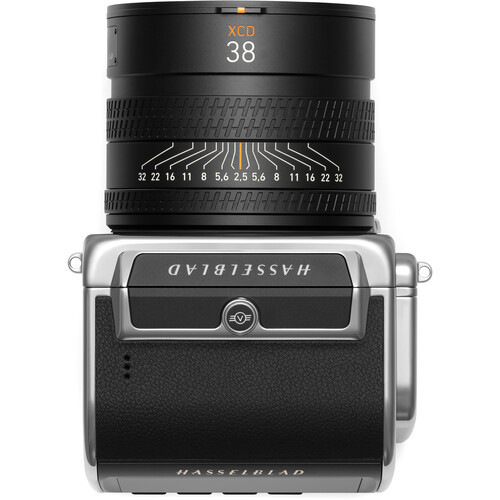 מצלמת פורמט בינוני ללא מראה Hasselblad 907X & CFV 100C