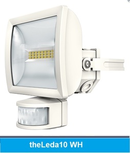 theLeda EC – פנס LED דקורטיבי 10, 20  או 30W, עם גלאי תנועה, IP55