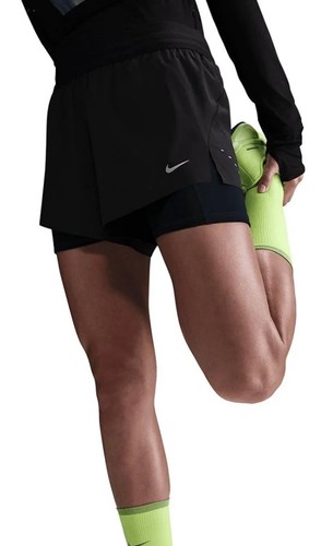 מכנסי נייק Nike Dri-FIT Swift 2 in 1 Shorts | נשים