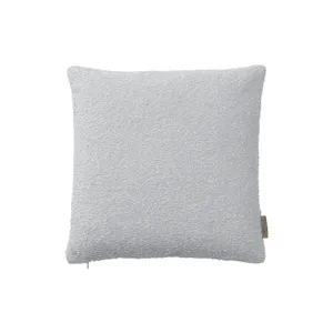 כרית מילוי נוצות 40X40 אפורה BOUCLE micro chip