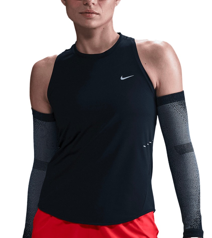 גופיית נייק Nike SWIFT DF TANK | נשים