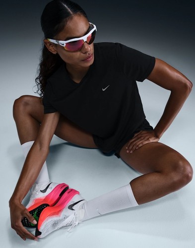 חולצת נייק  NIKE TEMPO DF SS | נשים
