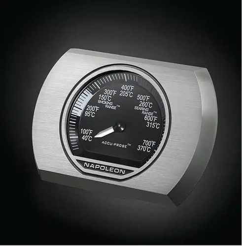גריל גז נפוליאון ROGUE 365 IL שחור עם 2 מבערי נירוסטה, אמבטיית יציקת אלומיניום ורשתות ברזל יצוק עם ציפוי פורצלן בעיצוב גלי ייחודי