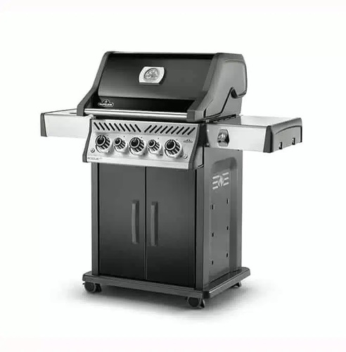 גריל גז Napoleon ROGUE SE 425 IL שחור עם שלושה מבערים, כירת צד SIZZLE ZONE, מבער אחורי עם שיפוד רוטיסרי ורשתות נירוסטה איכותיות