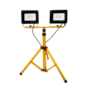 פנס הצפה כפול על חצובה LUMITEC 2X30W