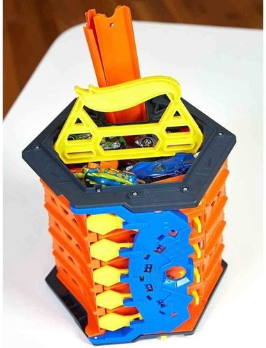 חניון עם ידית, נפתח למסלול מרוצים - הוט ווילס