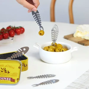 שישיית מזלגוני אירוח בקופסת פח סרדינים Sardines