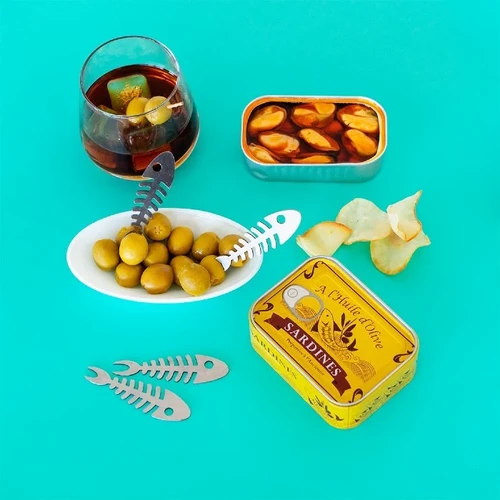 שישיית מזלגוני אירוח בקופסת פח סרדינים Sardines