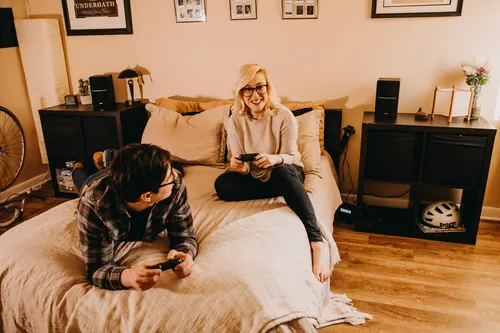 רמקולים מדפיים Edifier R1280DB - Powerful Bookshelf Speakers (white silver) EDF100016w