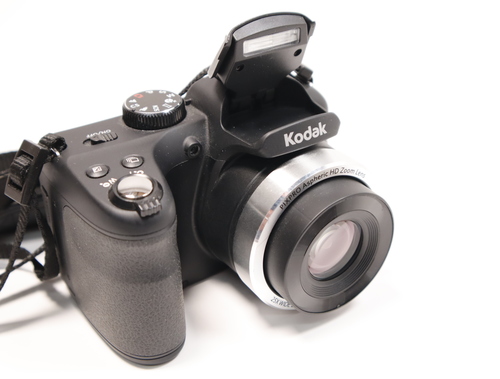 מצלמה דיגיטלית KODAK PIXPRO AZ252