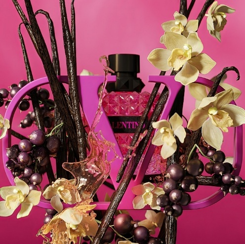 בושם לאישה Valentino Donna Born In Roma Extradose EDP 100ml‏