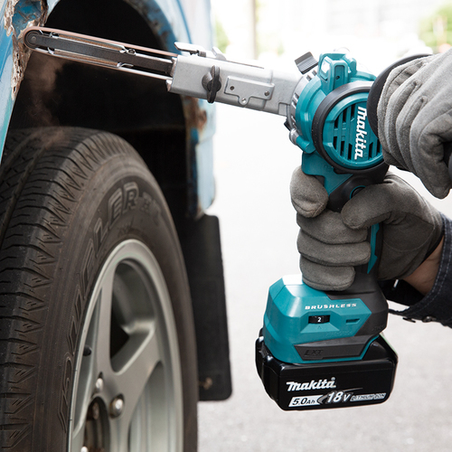 גוף מלטשת סרט צרה נטענת מתח 18V מנוע BL דגם MAKITA DBS180Z  מקיטה