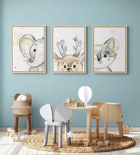 שלישיית תמונות מעוצבות לחדר תינוק / ילדים בגודל A4, מסגרת טבעי - חיות היער 