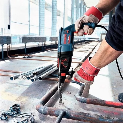 פטישון חשמלי בוש  BOSCH GBH 2-26 DFR  כולל תפסנית נוספת פטישון לשימוש יומיומי למגוון עבודות כולל פוטר להחלפה מהירה