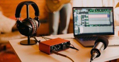  כרטיס קול Scarlett Solo 4th Gen חברת Focusrite