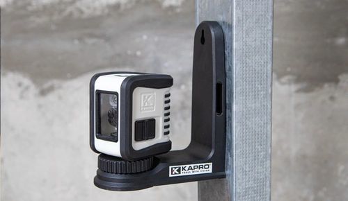 סט לייזר במבינו לייזר ירוק 842G וחצובה גמישה KAPRO