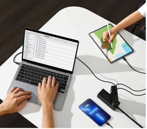 מטען Baseus GaN5 Pro Fast Charger 2USB-C + 1USB 140W