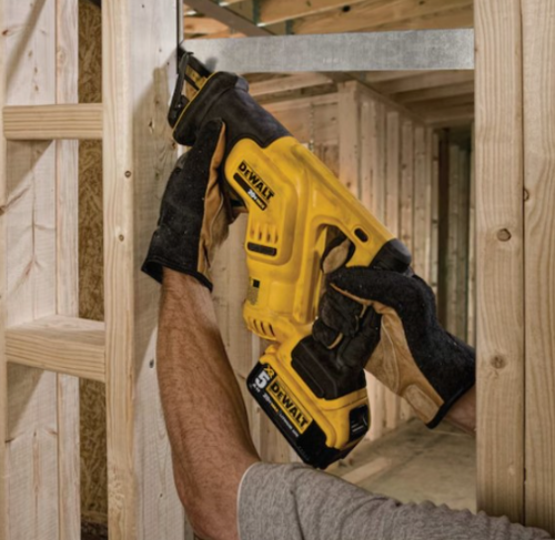 מסור חרב נטען 20V (גוף בלבד) DEWALT