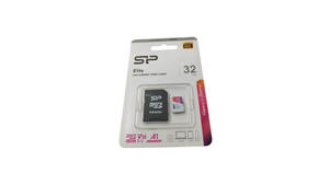 כרטיס זיכרון 32 GB