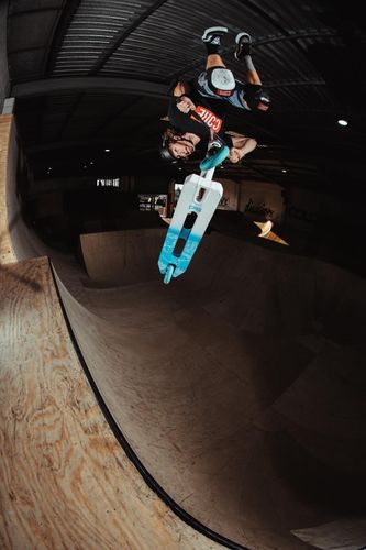 סקוט פעלולים מקצועי CORE SL2 Corey Sponseller LE White/Blue