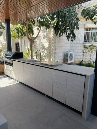 מטבח חוץ אלומיניום - חיפוי גרניט פורצלן 