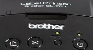 מדפסת ‏תרמית ‏להדפסת מדבקות ותוויות Brother QL700