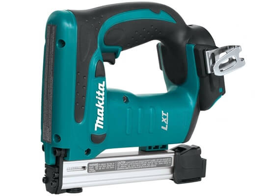 גוף אקדח סיכות נטען 18V עד 22 מ"מ דגם DST221Z מקיטה Makita