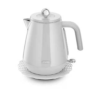 קומקום חשמלי מעוצב Delonghi KBY2001.W לבן
