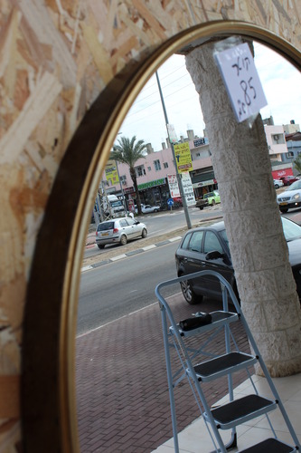 מראה עגולה  זהב עתיק 85 ס