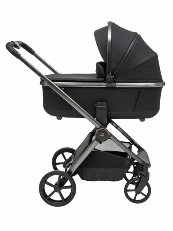 עגלת ספורטליין Cielo Pro 2025 ריפוד שחור / ידית שחורה / שלד אפור מוברש