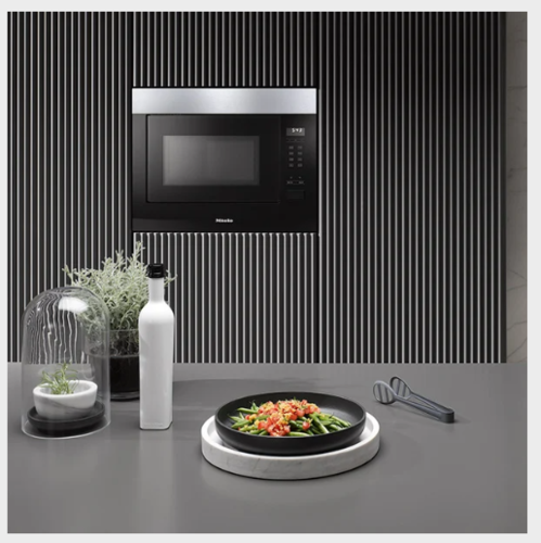 מיקרוגל בנוי 26 ליטר שחור דגם Miele m2240sc