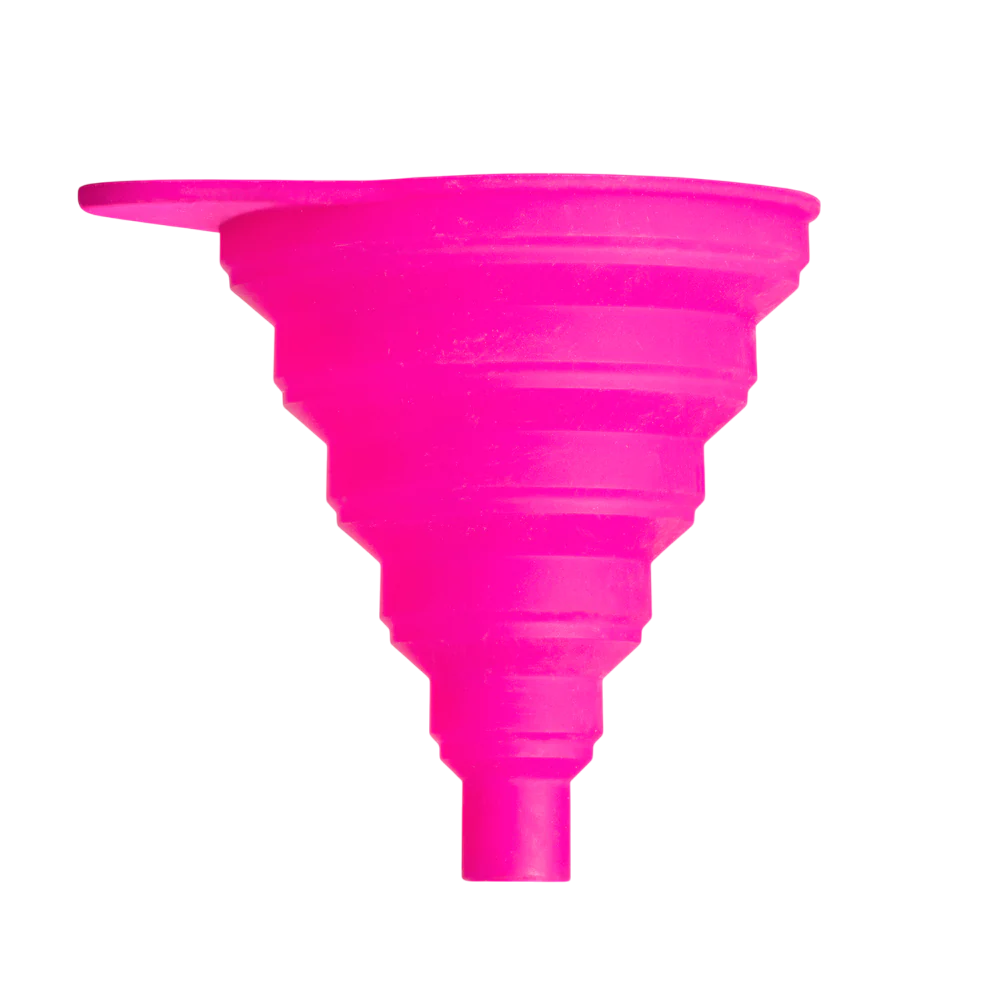 משפך סיליקון מאק אוף - MUC-OFF COLLAPSIABLE SILICONE FUNNEL