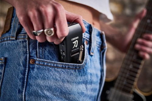 זווית נוספת Boss Katana:GO2 Mini Guitar Headphone Amp