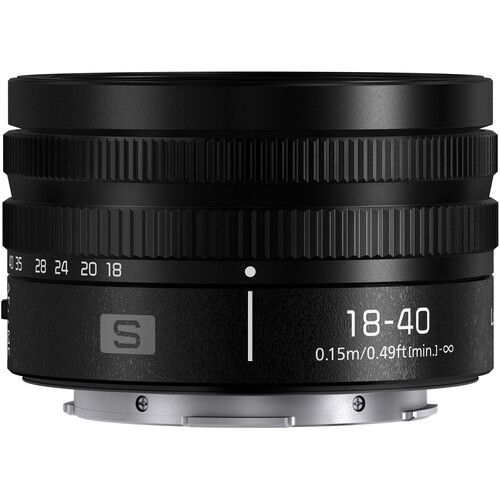 עדשה Panasonic Lumix S 18-40mm f/4.5-6.3 