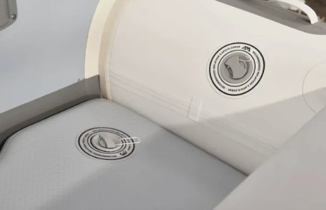 סירה ספורט מתנפחת Aqua Marina Deluxe BT-UD250