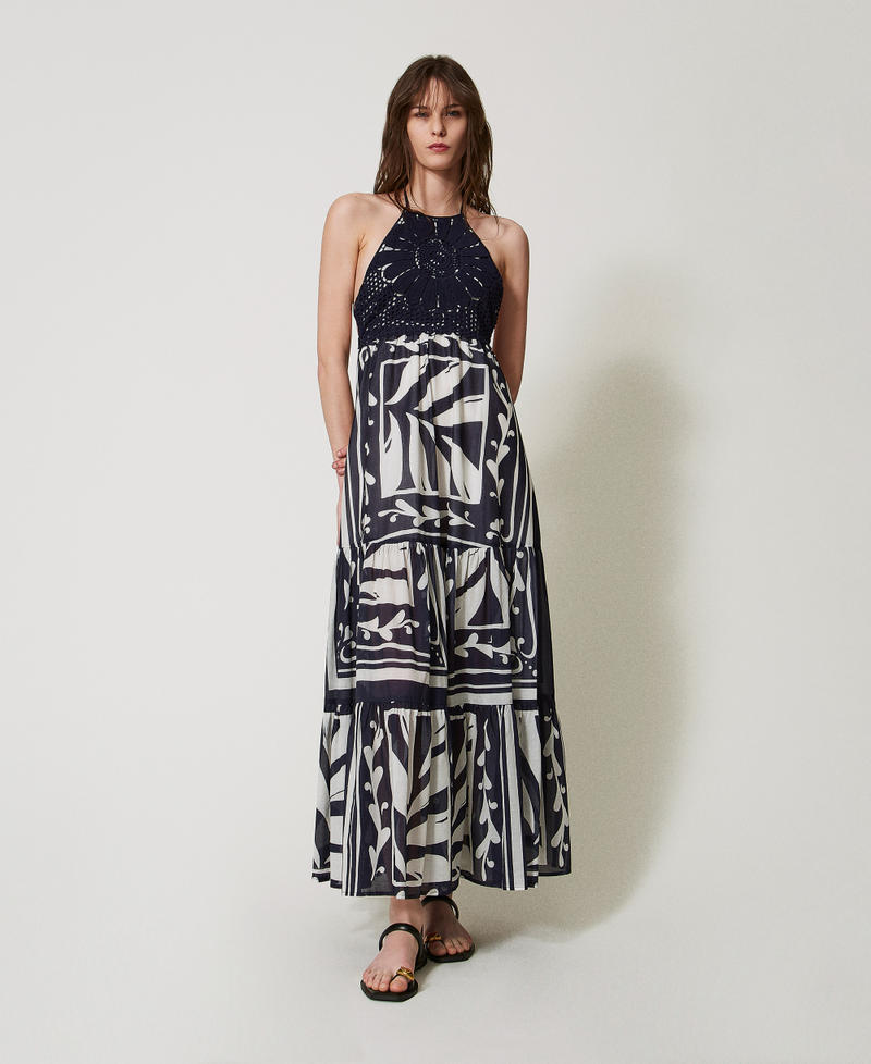 Long dress in muslin and crochet fabric