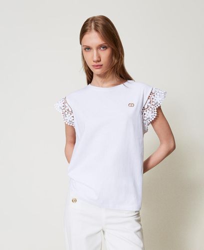 T-shirt with lace cap sleeves White
