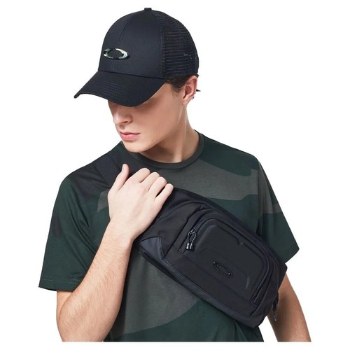 כובע OAKLEY TRUCKER ELLIPSE HAT BLACKOUT