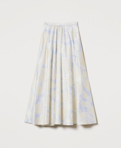 Long skirt with rose print