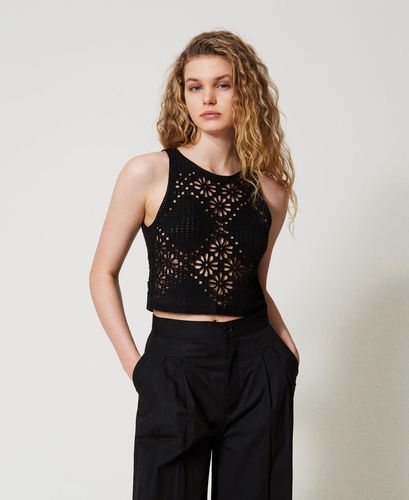 Floral crochet top