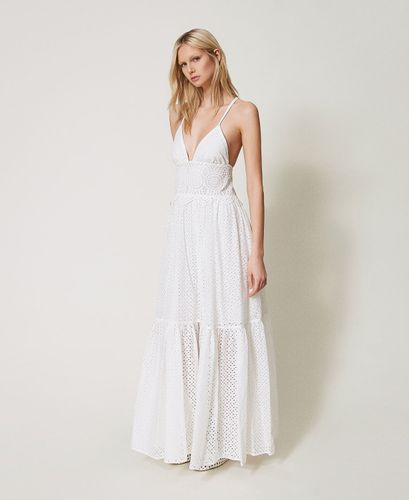 Long dress in broderie anglaise and crochet