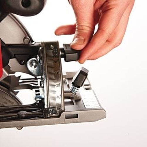 מסור עגול נטען MILWAUKEE M18 CCS55 | לחיתוך מדויק ועוצמתי | אטלס טולס