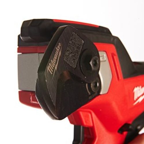 חותך כבלים נטען MILWAUKEE M12 CC-0 | חיתוך מקצועי 32 מ