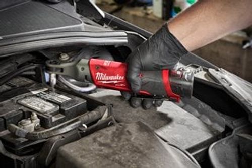 רצ'ט ½ אינץ' נטען MILWAUKEE M12 FUEL | גישה למקומות צרים | אטלס טולס