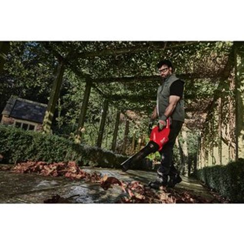 מפוח עלים נטען MILWAUKEE M18FBLG3 FUEL | עוצמה ללא פשרות | אטלס טולס