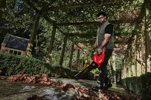 מפוח עלים נטען MILWAUKEE M18FBLG3 FUEL | עוצמה ללא פשרות | אטלס טולס