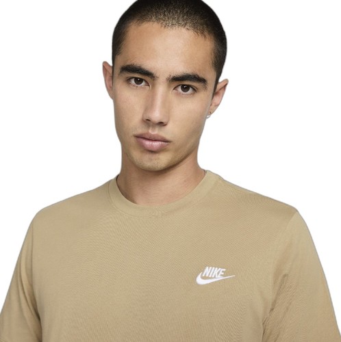 חולצת נייק Nike Sportswear Club Men's T-Shirt | גברים