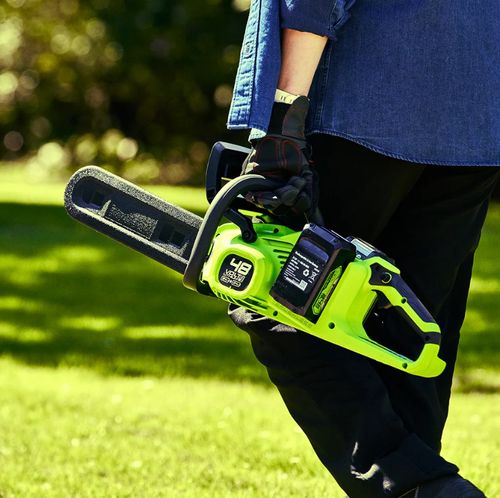 מסור שרשרת נטען GREENWORKS 48V דגם 995013 עם מנוע TRUE BRUSHLESS, להב 36 ס