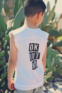 גופייה OK BUT NO לבן 4-12